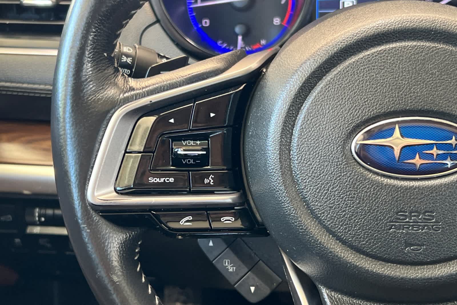 Used 2018 Subaru Outback 2.5i Touring w/ Popular Package #3 AWD/4WD image 28