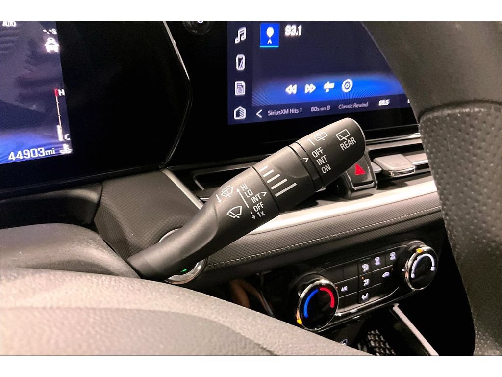 Used 2025 Chevrolet TrailBlazer LT AWD/4WD image 19