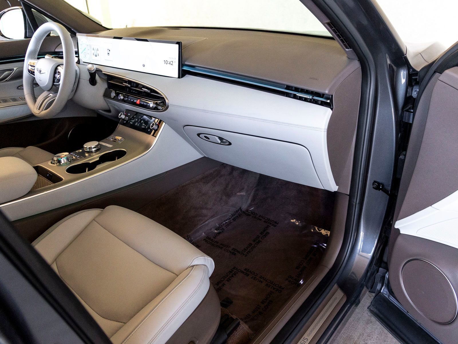 Used 2026 Genesis GV70 2.5T Advanced image 29