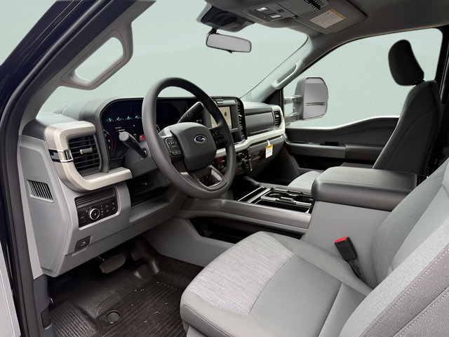 New 2026 Ford F350 XLT w/ FX4 Off-Road Package AWD/4WD image 4
