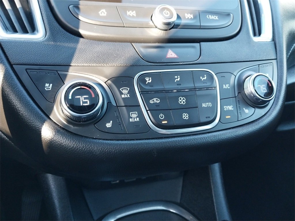 Used 2020 Chevrolet Malibu Premier image 18