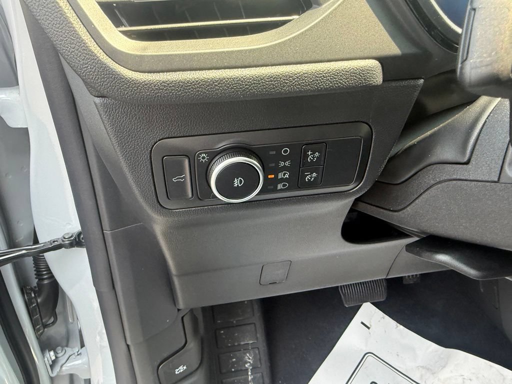 New 2026 Ford Escape ST-Line Select AWD/4WD image 19