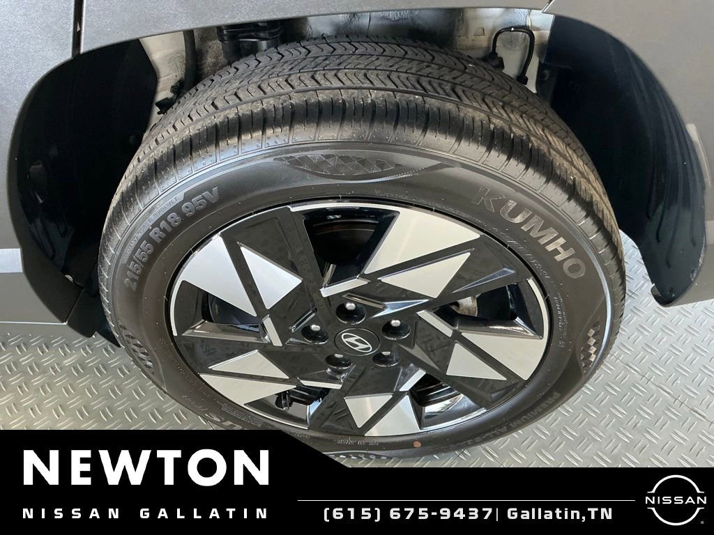 Used 2025 Hyundai Kona SEL AWD/4WD image 47