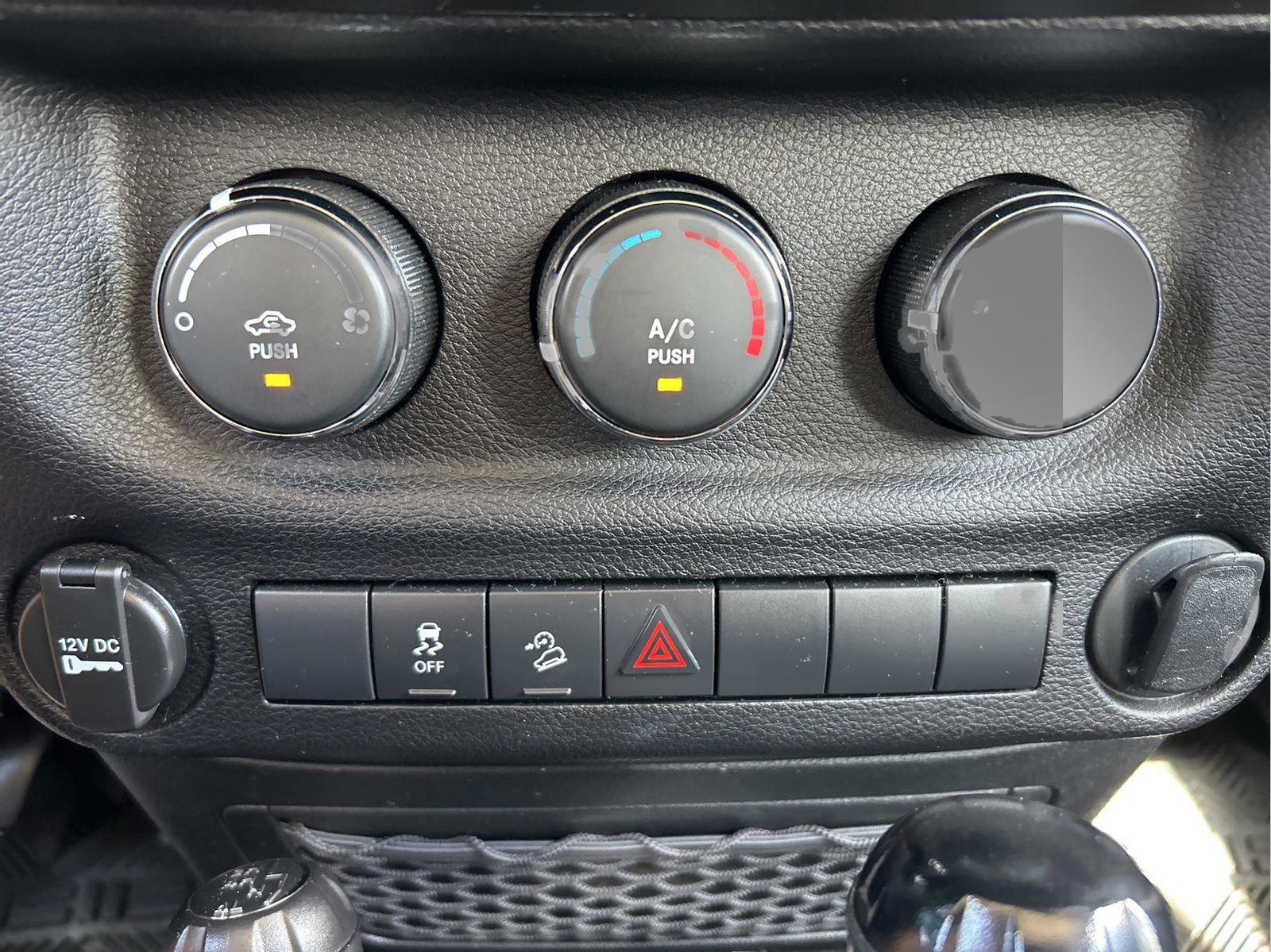 Used 2012 Jeep Wrangler Sport image 22