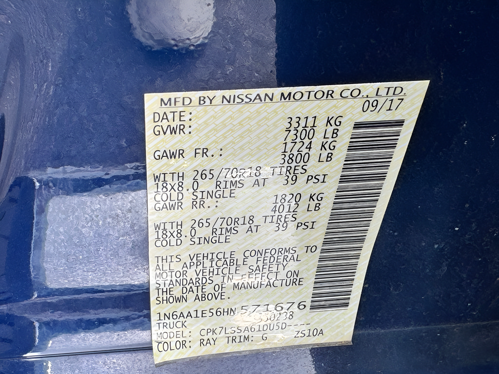 Used 2017 Nissan Titan SV AWD/4WD image 43
