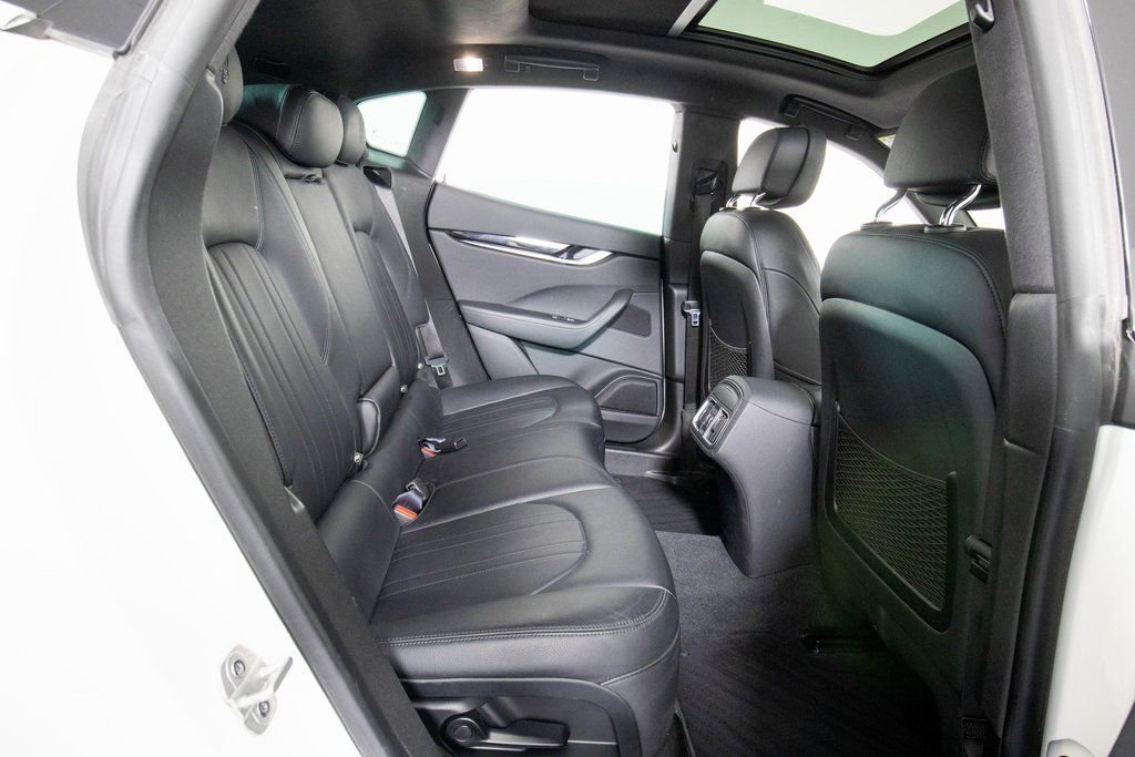 Used 2023 Maserati Levante Modena image 12