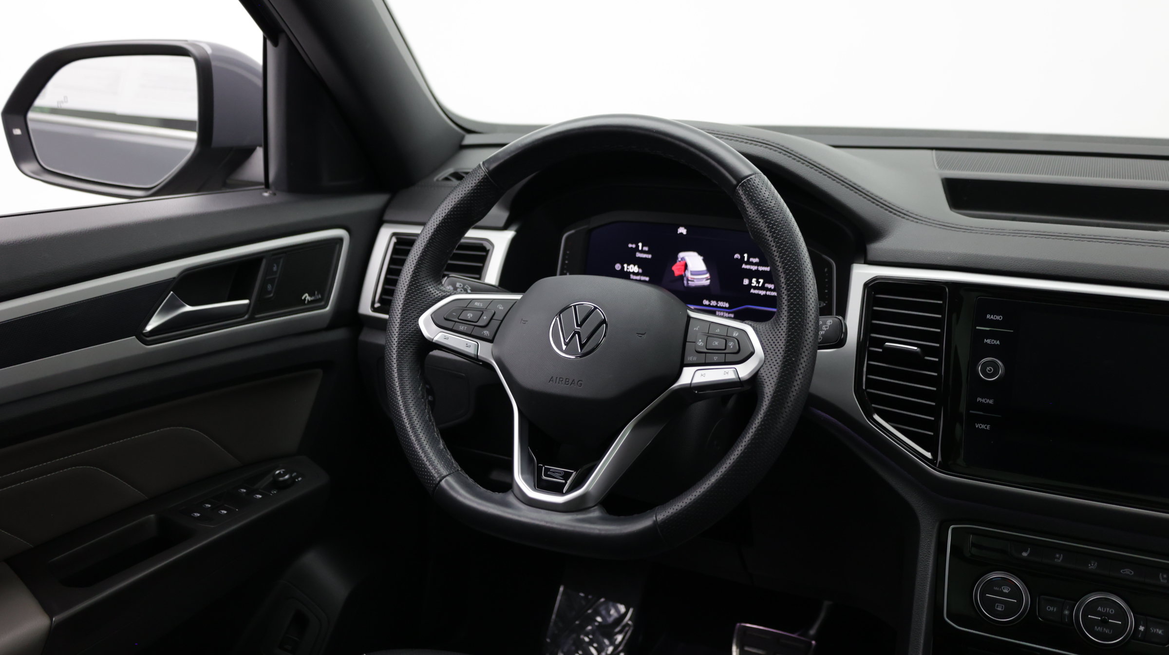 Used 2023 Volkswagen Atlas Cross Sport SEL Premium R-Line AWD/4WD image 36