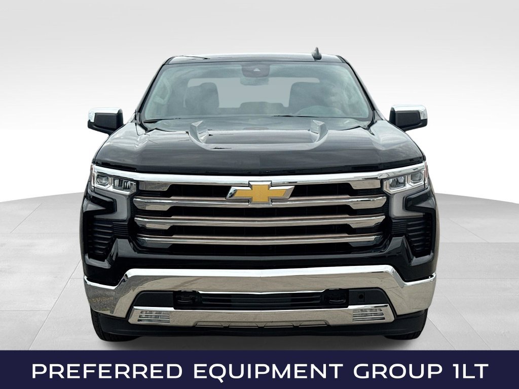 Used 2026 Chevrolet Silverado 1500 LT AWD/4WD image 2