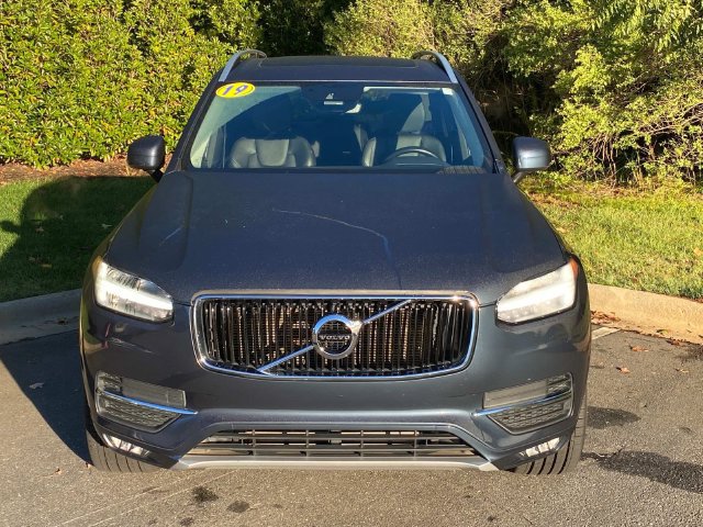 Used 2019 Volvo XC90 T6 Momentum w/ Protection Package Premier AWD/4WD image 2