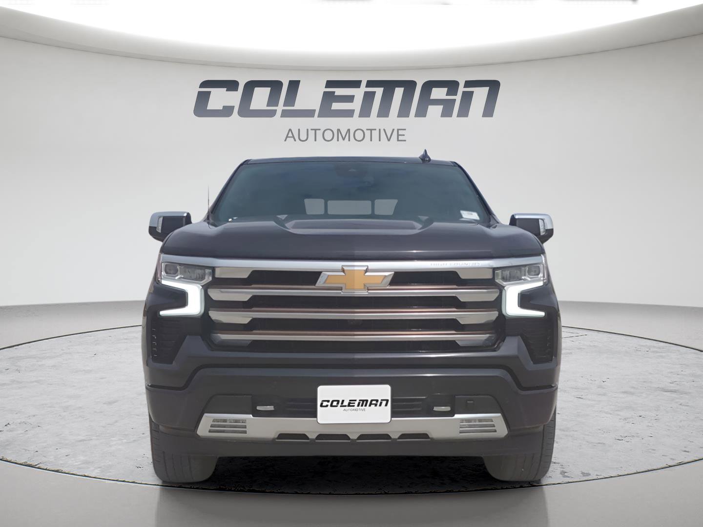 Used 2022 Chevrolet Silverado 1500 High Country w/ High Country Premium Package image 8