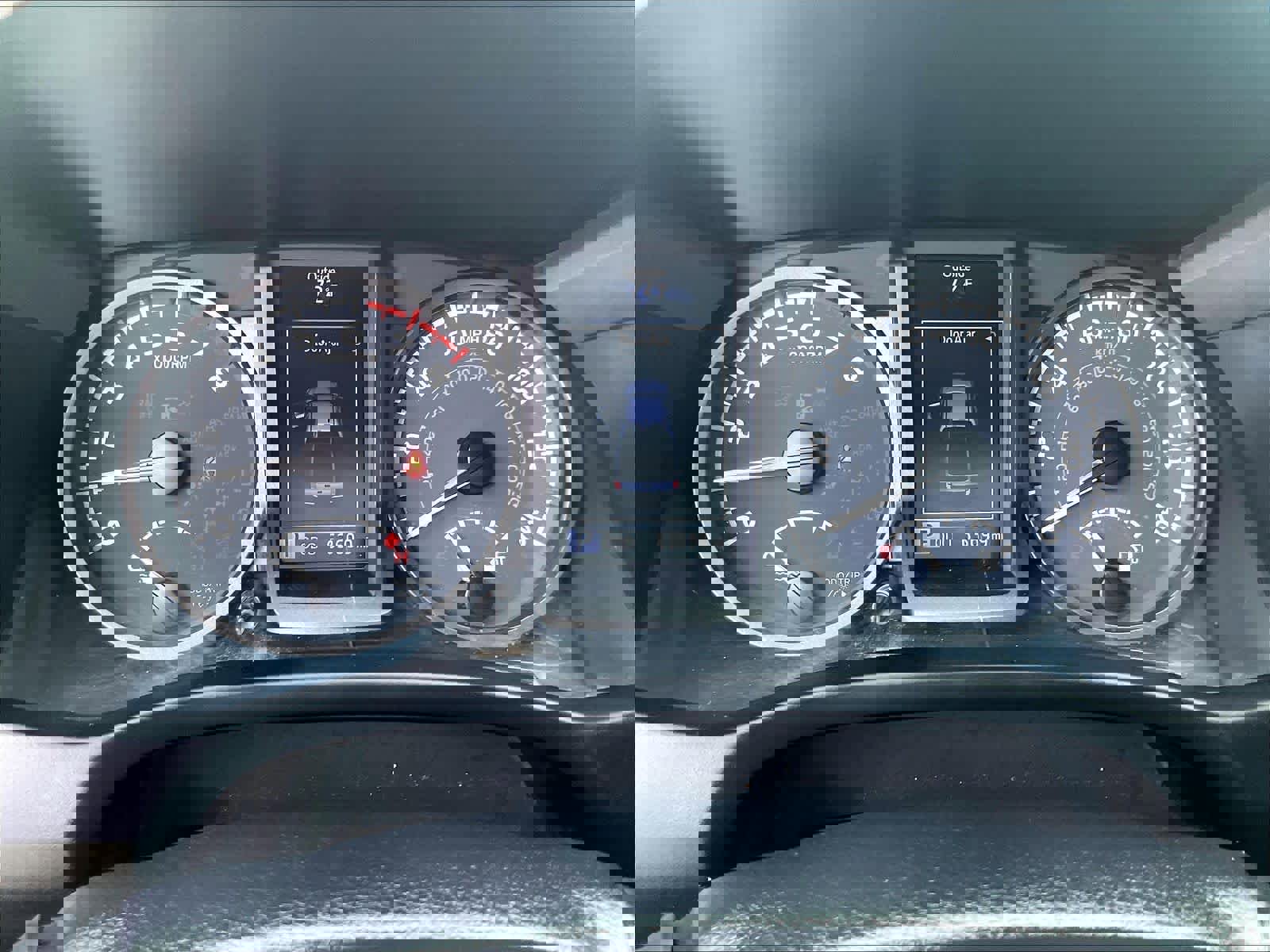 Used 2023 Toyota Tacoma TRD Sport w/ Black Out Package (TMS) image 21