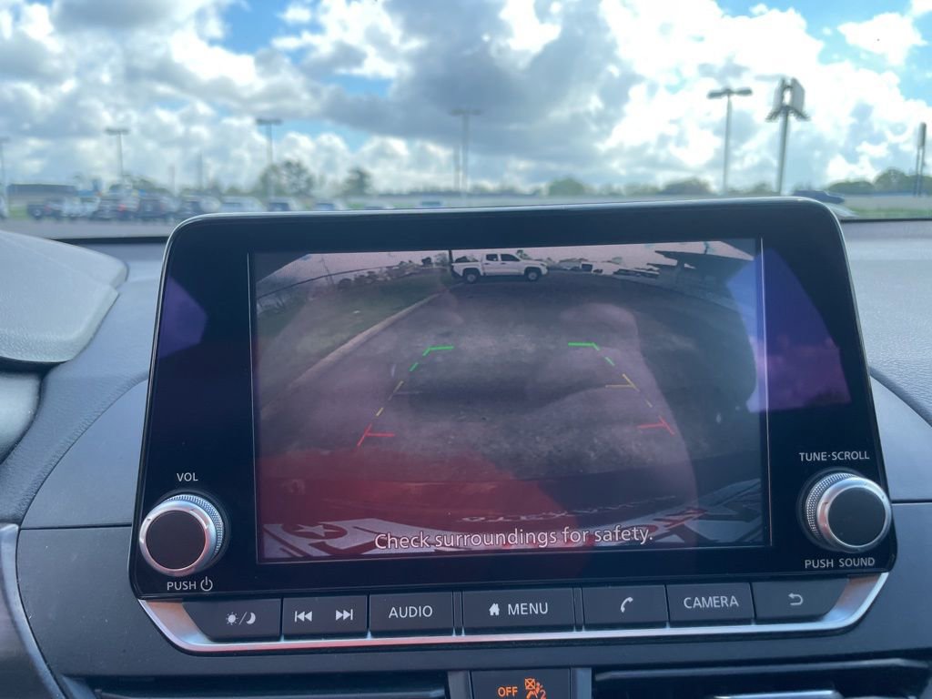 Used 2024 Nissan Altima 2.5 SV image 23