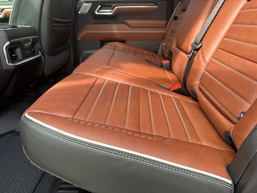 Used 2026 GMC Sierra 2500 Denali Ultimate image 21