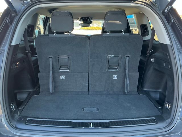 Used 2023 Jeep Grand Cherokee L Laredo w/ Luxury Tech Group I image 15