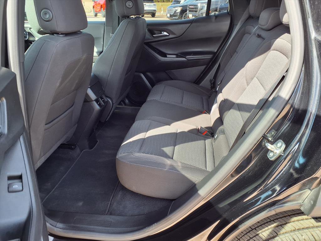 Used 2025 Chevrolet Equinox LT image 19