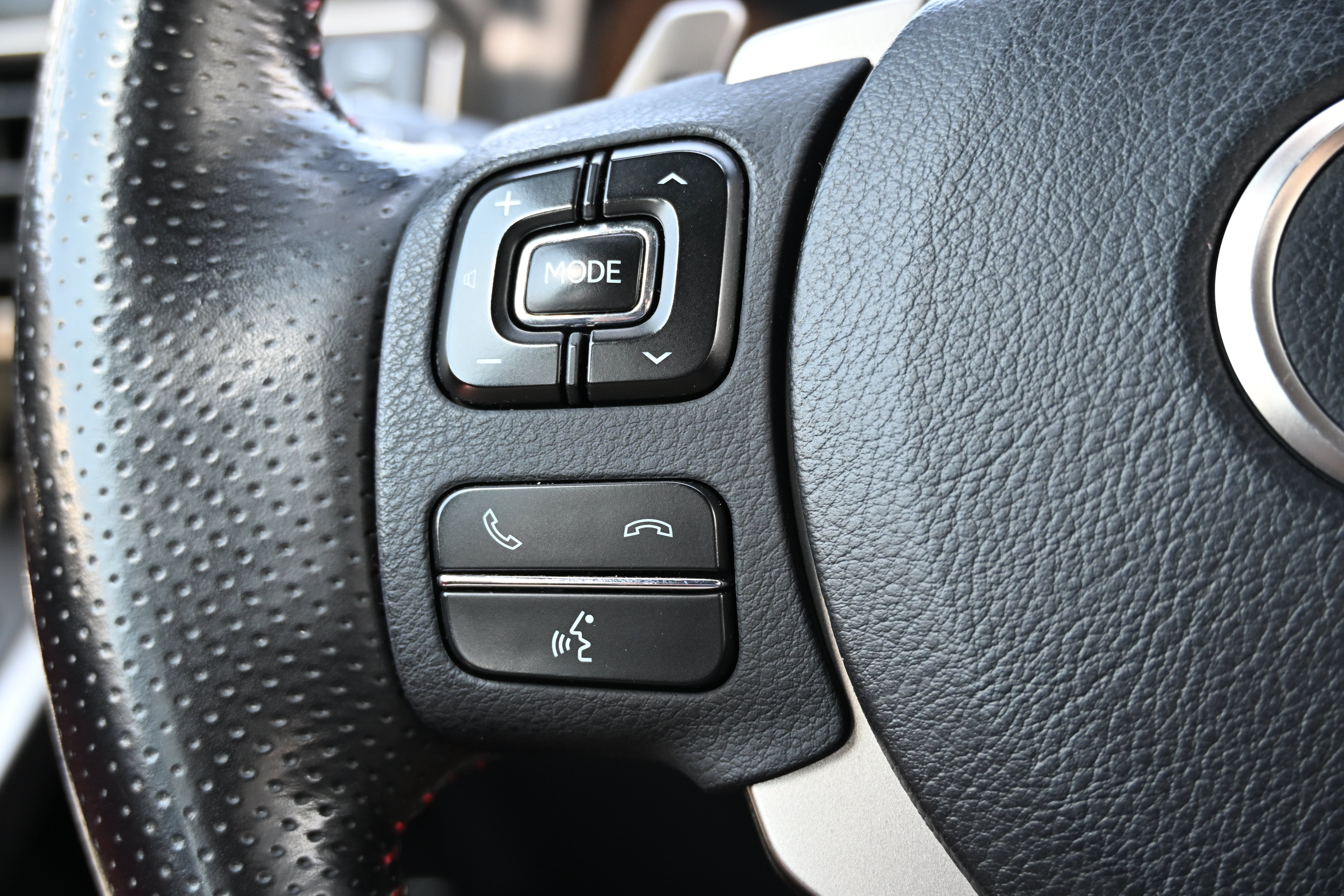 Used 2020 Lexus IS 300 F Sport w/ F Sport Package RWD image 44