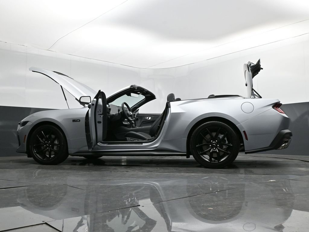 New 2025 Ford Mustang GT Premium image 39