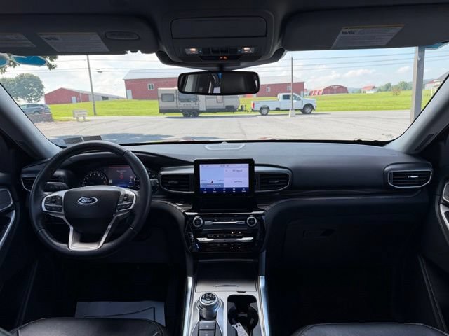 Certified 2023 Ford Explorer Limited w/ Equipment Group 301A AWD/4WD image 15