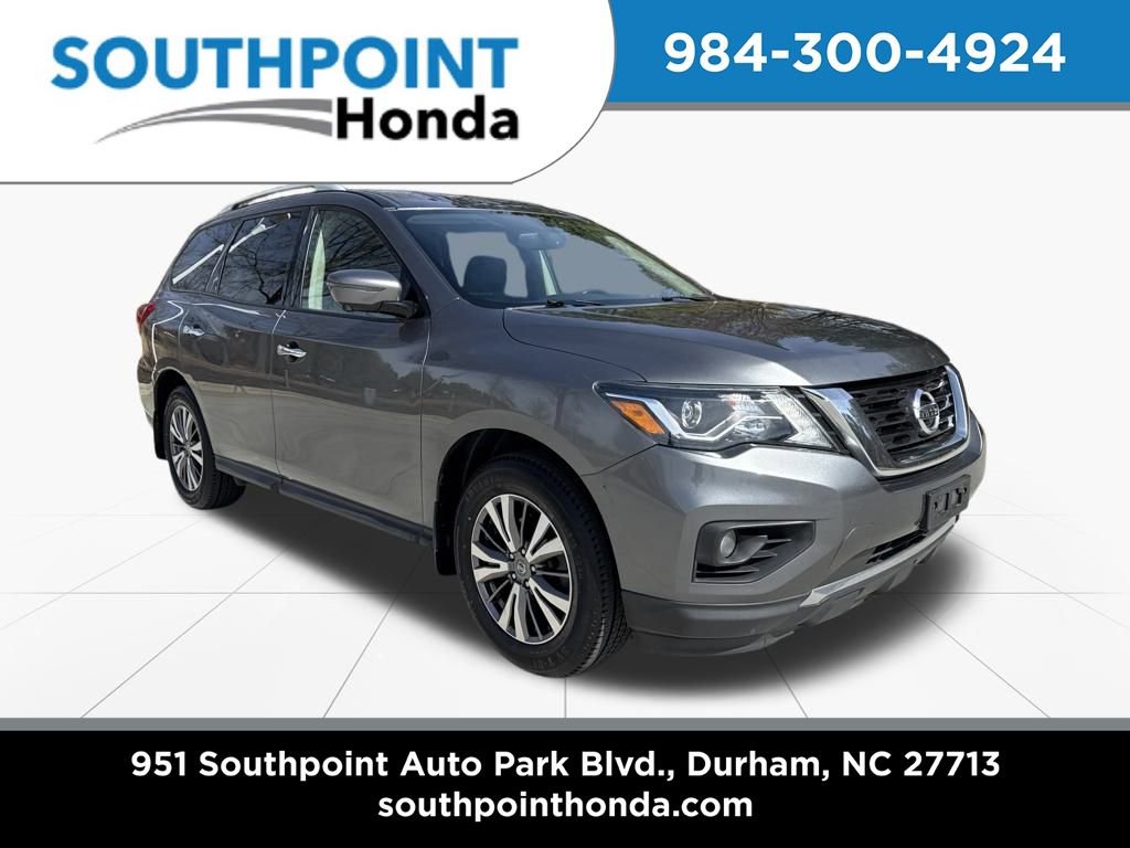 Used 2020 Nissan Pathfinder SL image 1