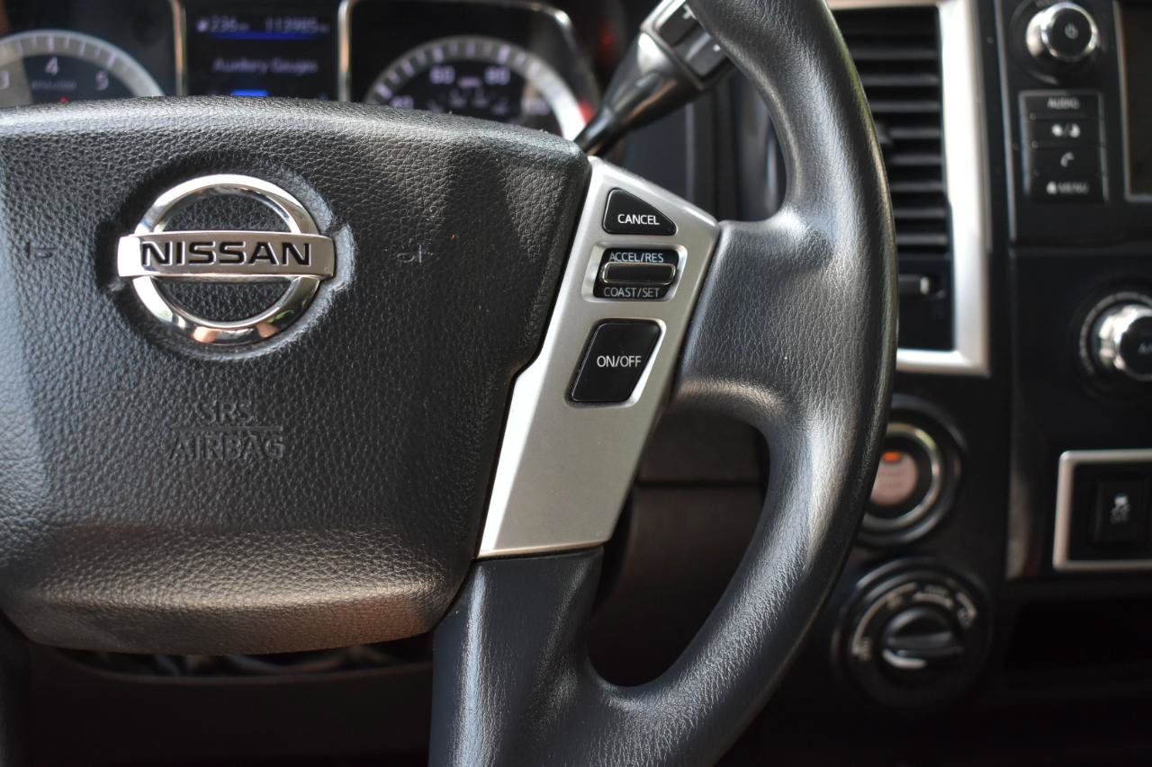 Used 2019 Nissan Titan S AWD/4WD image 33