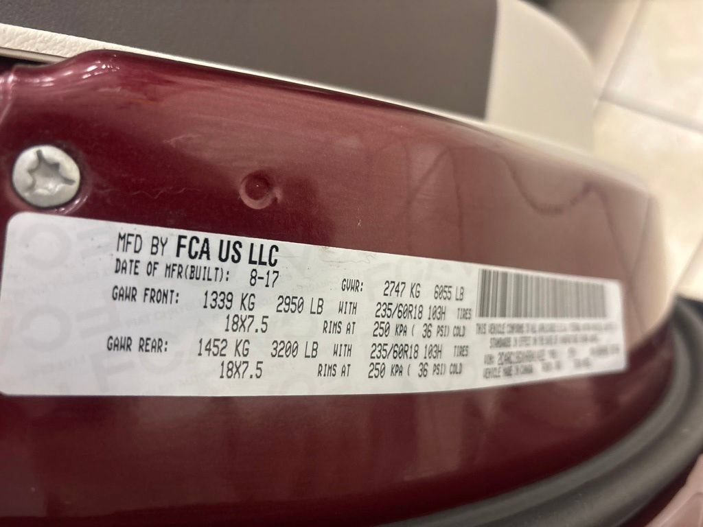 Used 2017 Chrysler Pacifica Touring Plus w/ Tire & Wheel Group FWD image 44