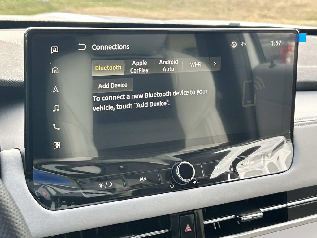 New 2026 Mitsubishi Outlander SE image 27