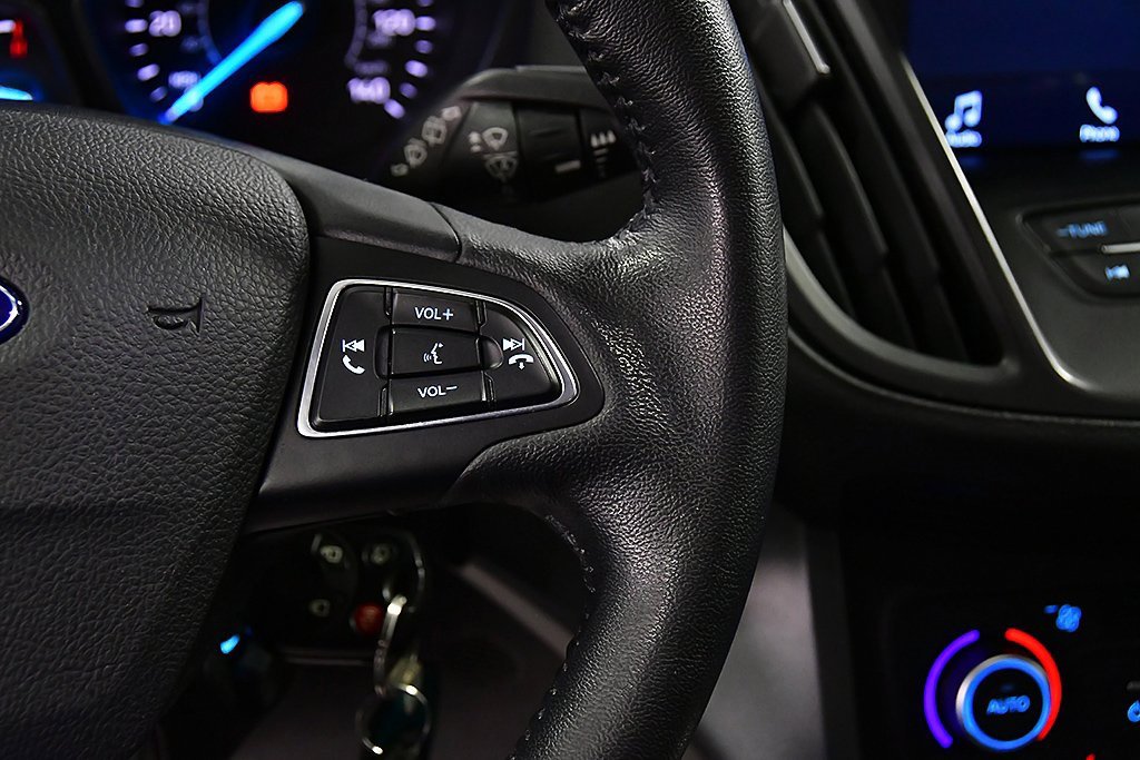 Used 2018 Ford Escape SEL w/ Ford Safe & Smart Package image 21