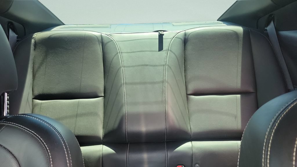 Used 2014 Chevrolet Camaro SS w/ RS Package RWD image 9