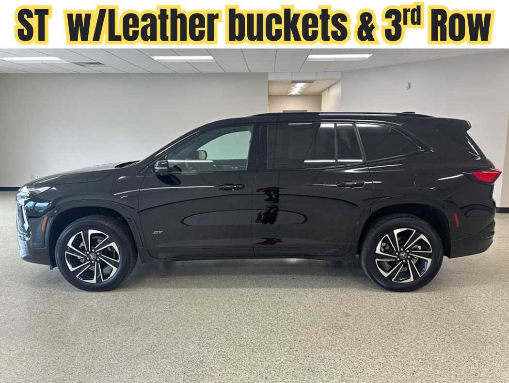 Used 2025 Buick Enclave Sport Touring w/ Power Package