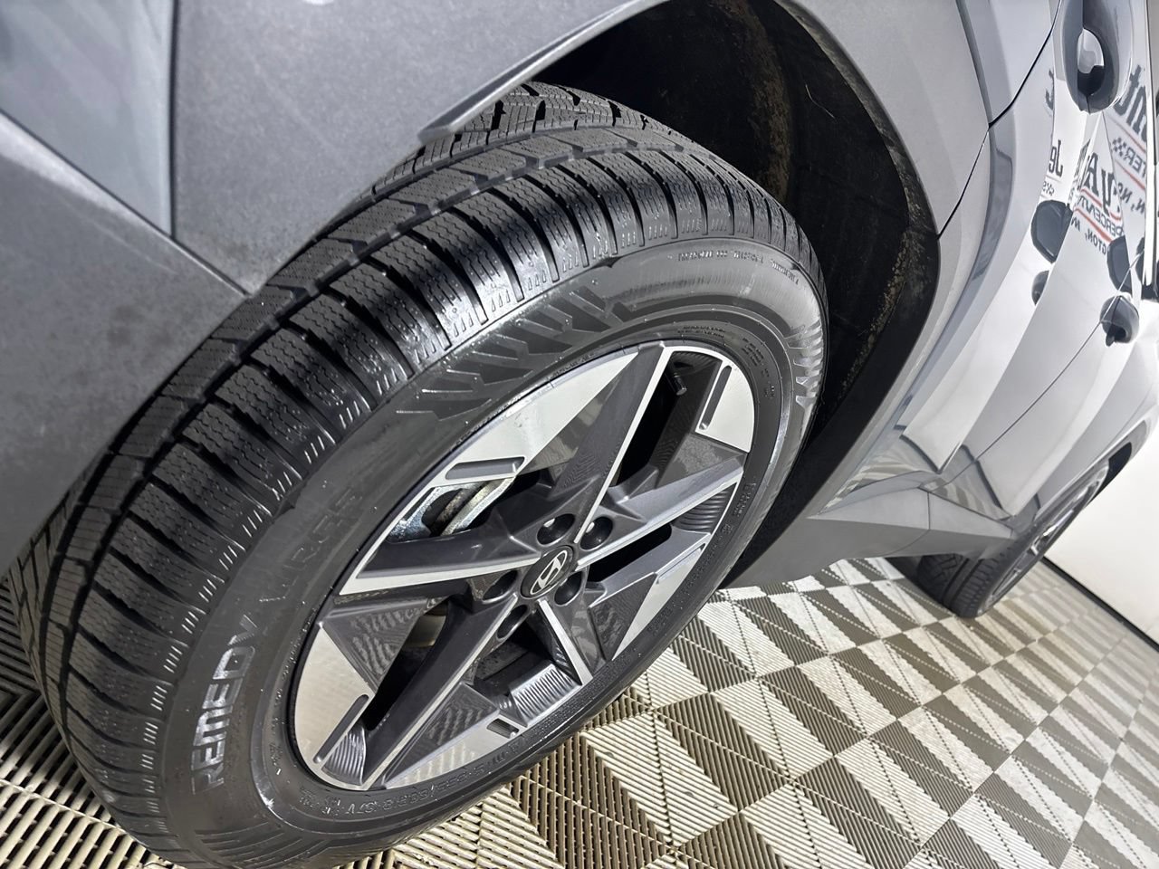 Used 2025 Hyundai Tucson SEL FWD image 34