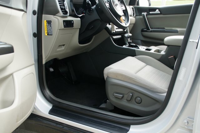 Used 2019 Kia Sportage LX w/ LX Popular Package image 13