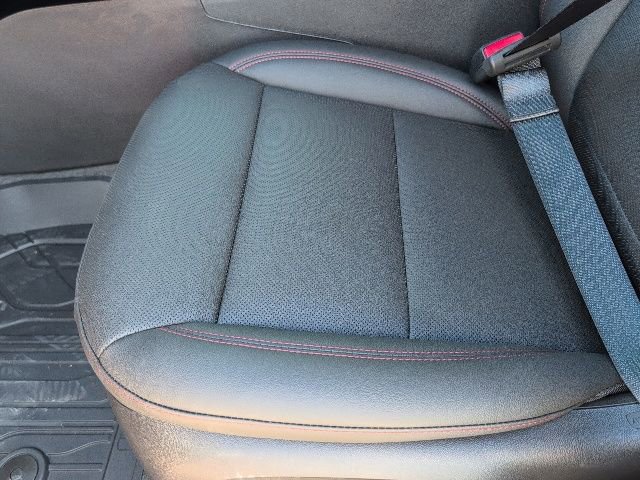 Certified 2026 Chevrolet Trax RS w/ Sunroof Package image 11