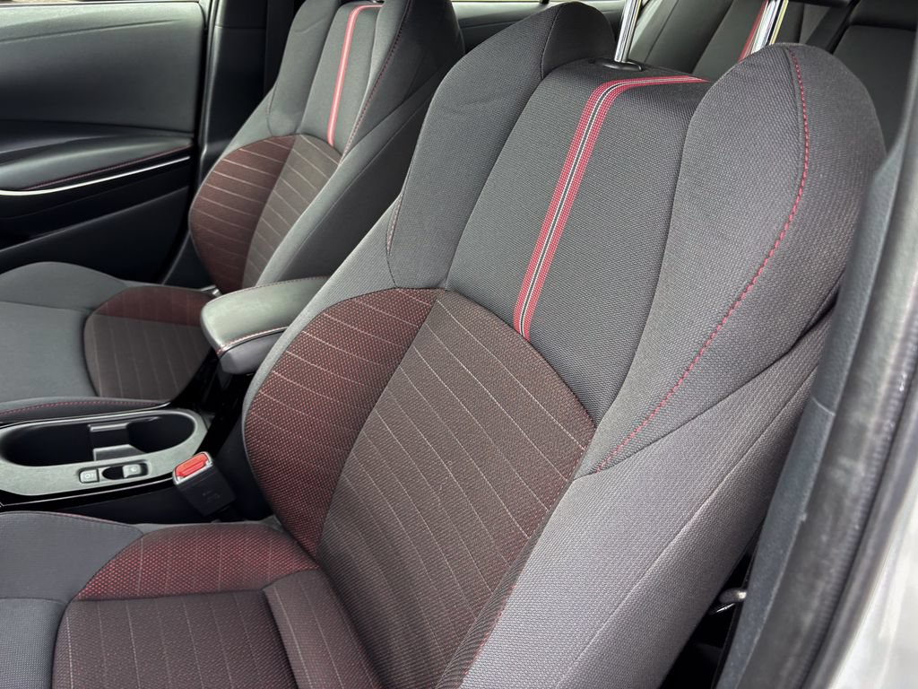 Used 2024 Toyota Corolla SE w/ Convenience Package FWD image 18
