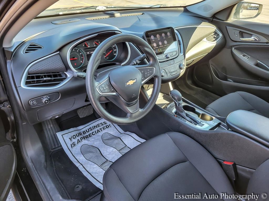 Used 2023 Chevrolet Malibu LS image 8