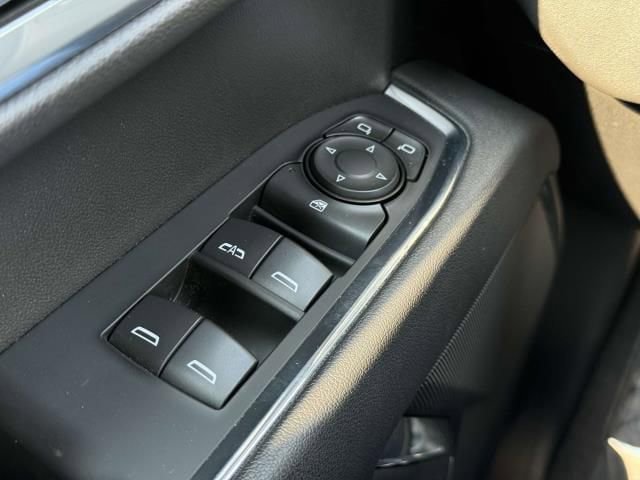 Used 2023 Chevrolet Silverado 1500 LT AWD/4WD image 17