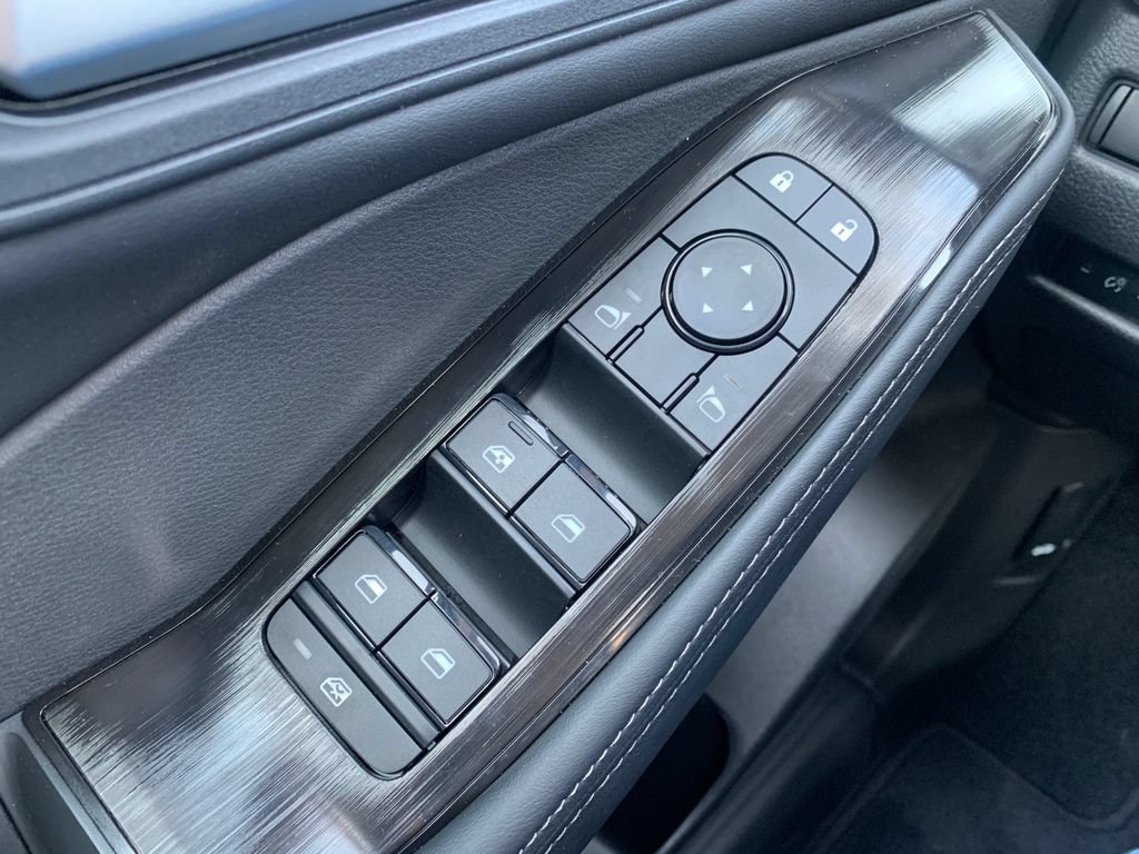 New 2026 Nissan Rogue Dark Armor FWD image 18
