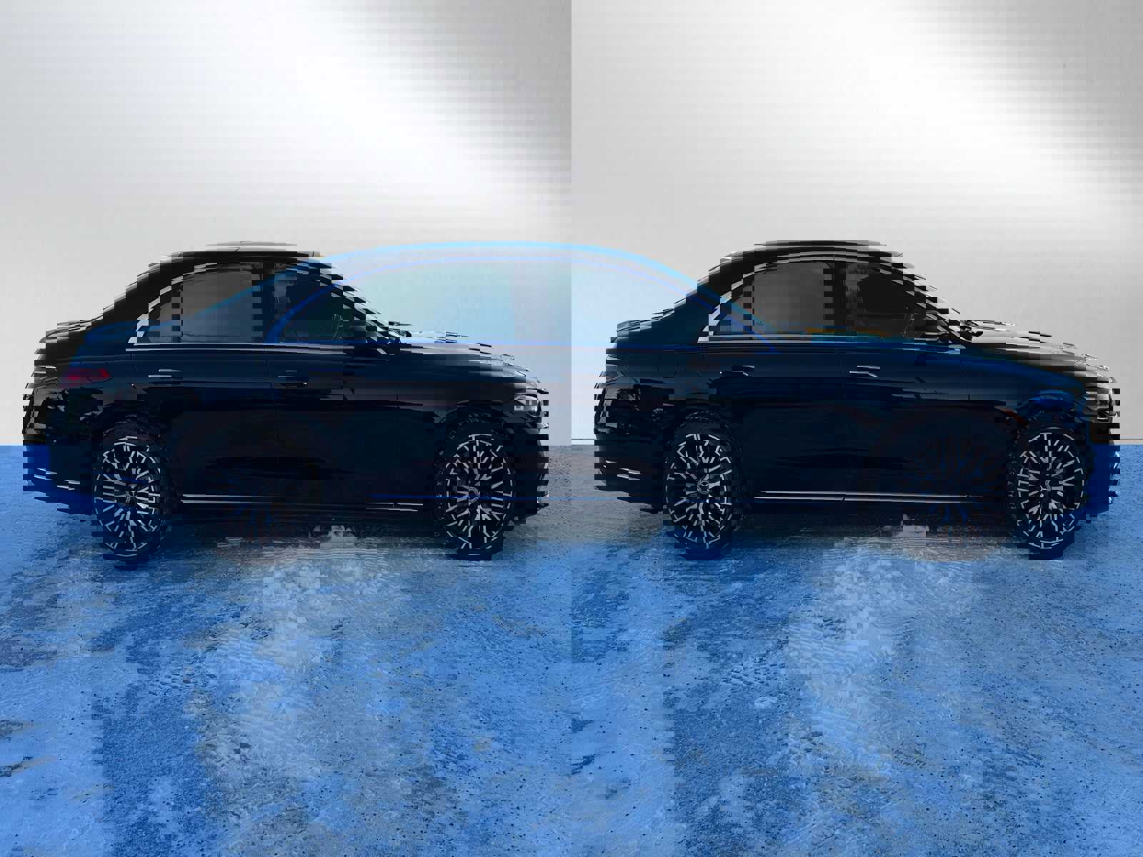 Used 2025 Mercedes-Benz S 500 4MATIC image 3