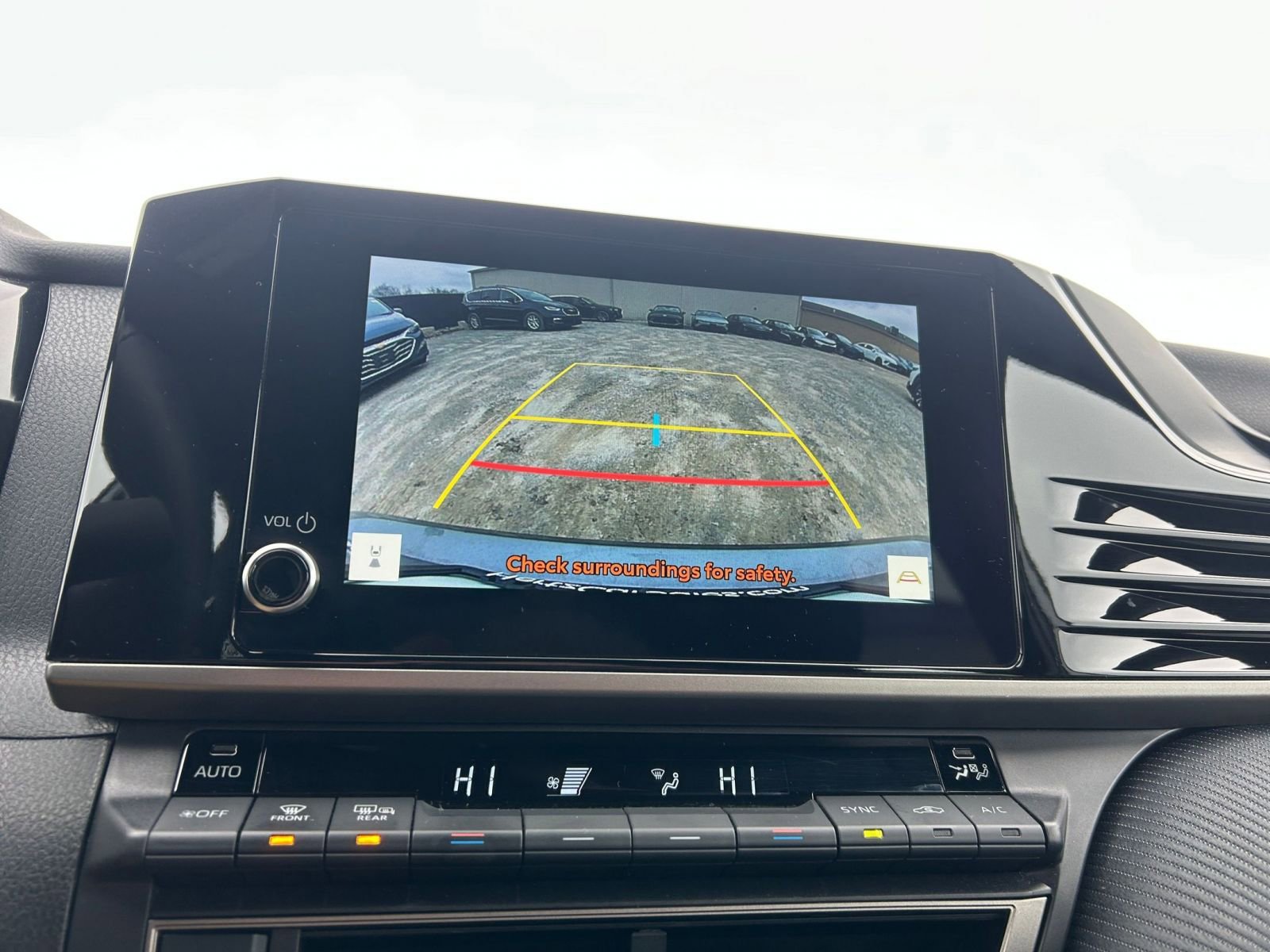 Used 2025 Toyota Camry SE FWD image 25