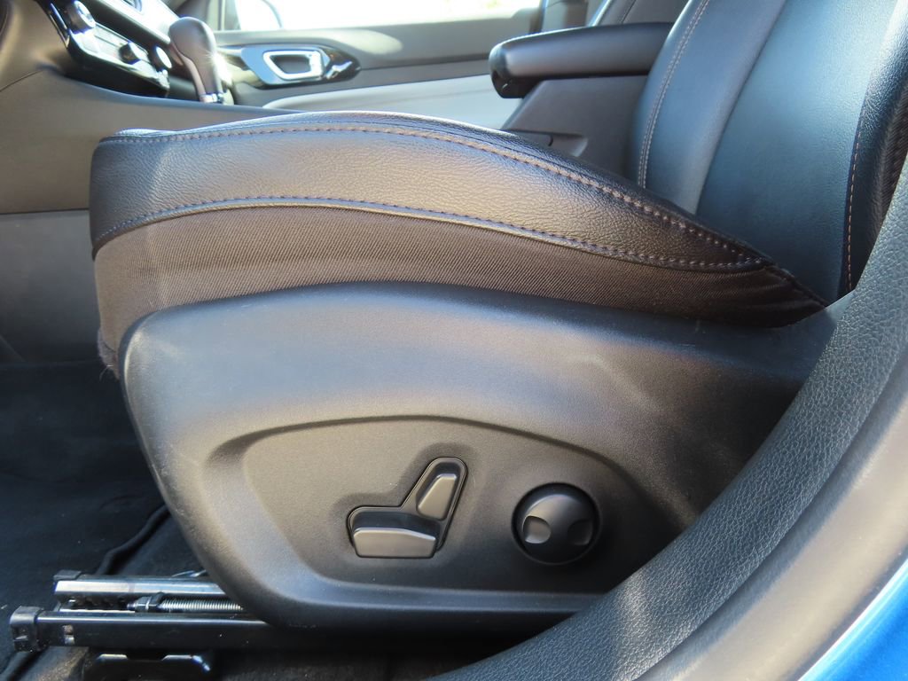 Used 2024 Jeep Compass Limited AWD/4WD image 7