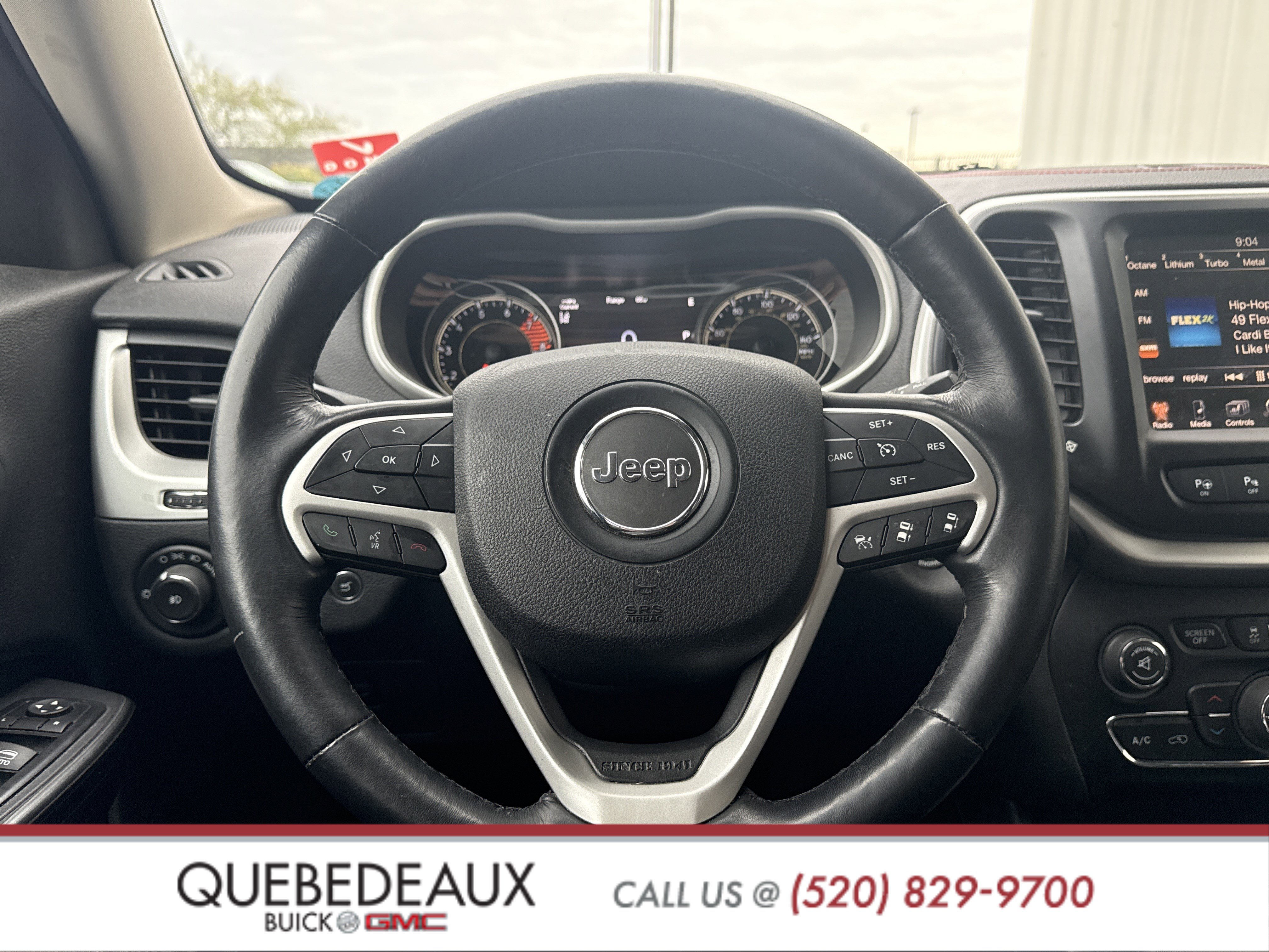 Used 2016 Jeep Cherokee Trailhawk w/ Comfort/Convenience Group image 18