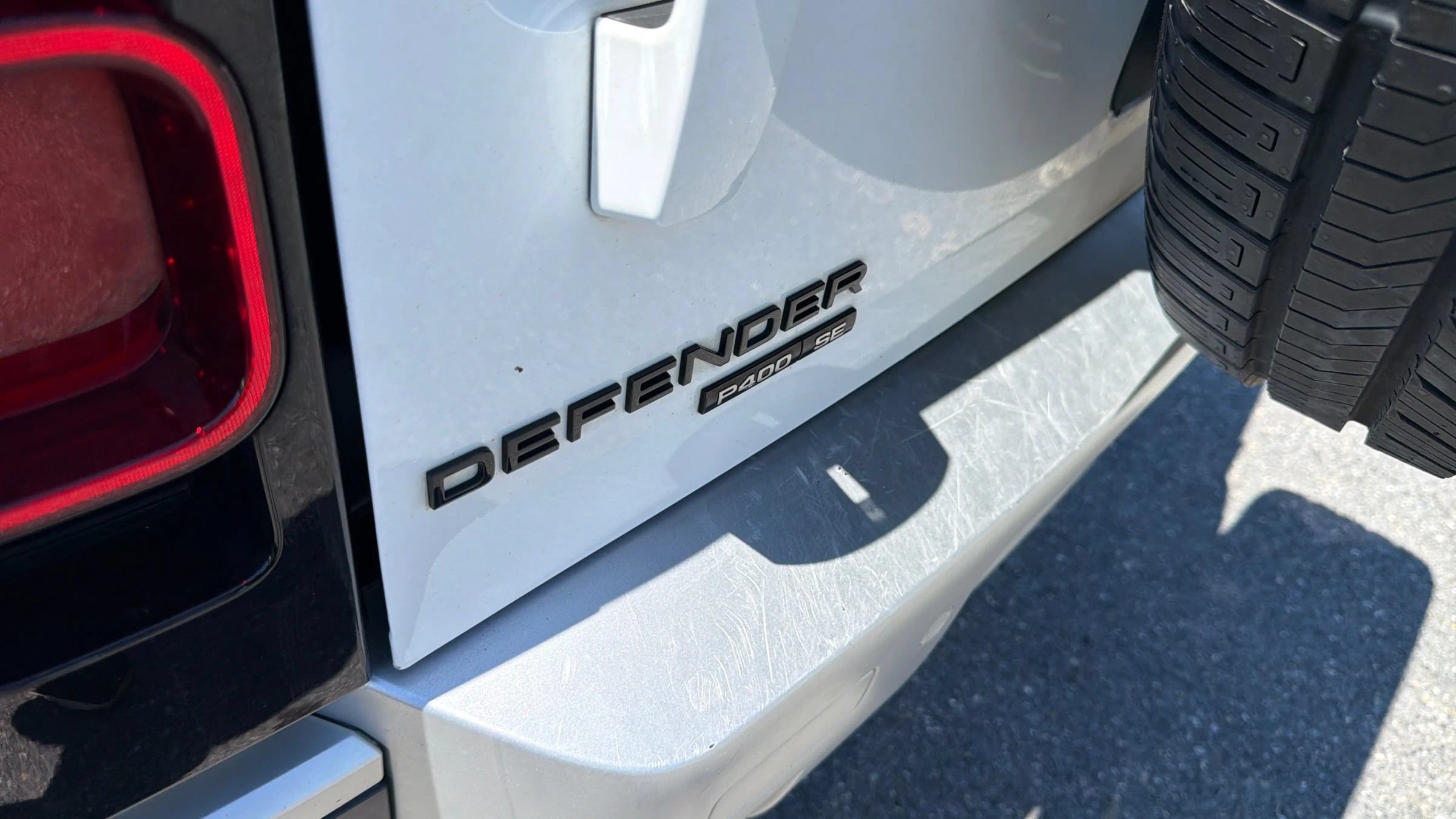 Used 2020 Land Rover Defender 110 SE AWD/4WD image 14