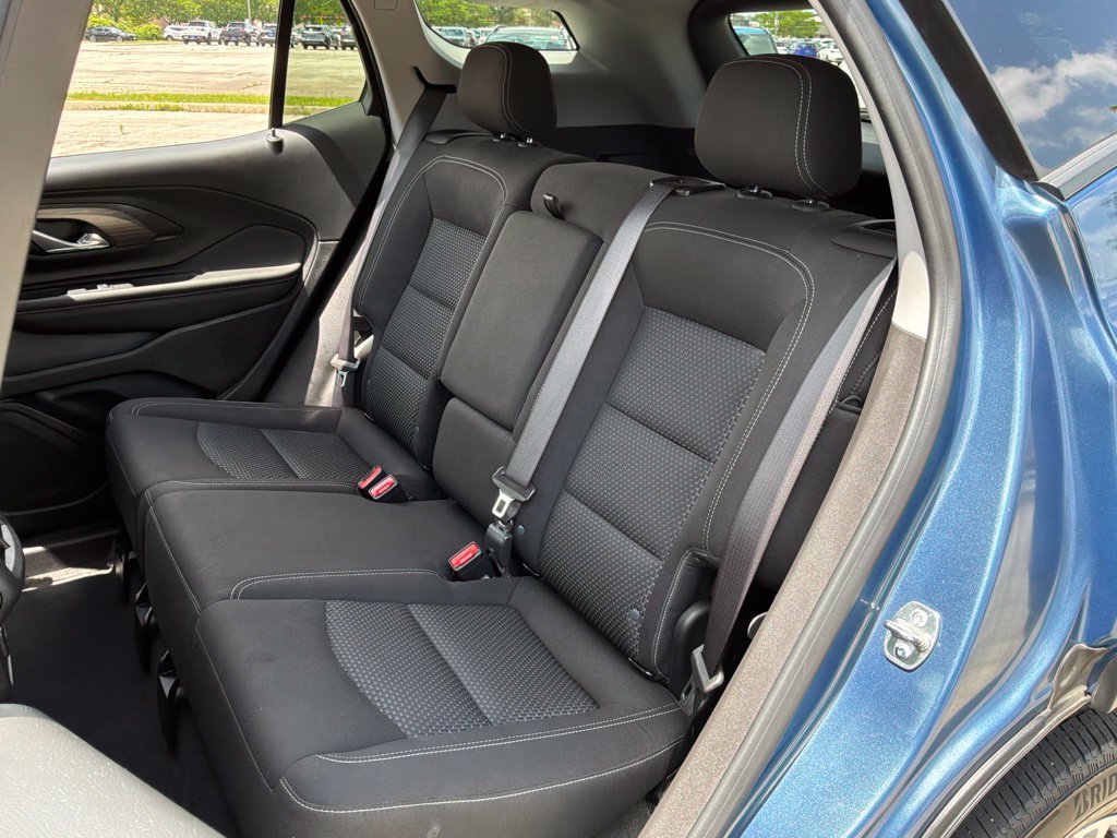 Used 2024 GMC Terrain SLE AWD/4WD image 22