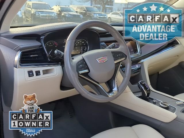 Used 2022 Cadillac XT6 Premium Luxury image 5