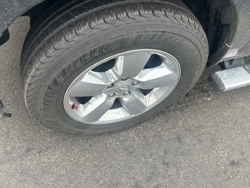 Used 2018 RAM 1500 Big Horn image 9