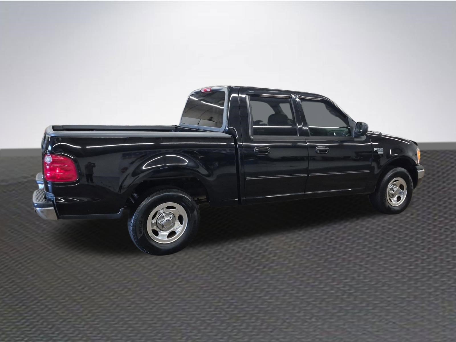 Used 2003 Ford F150 XLT RWD image 4