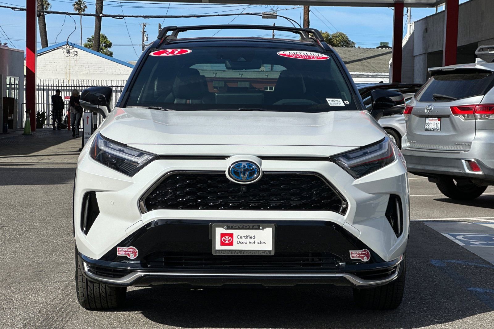 Certified 2023 Toyota RAV4 XSE w/ Premium Package AWD/4WD image 9