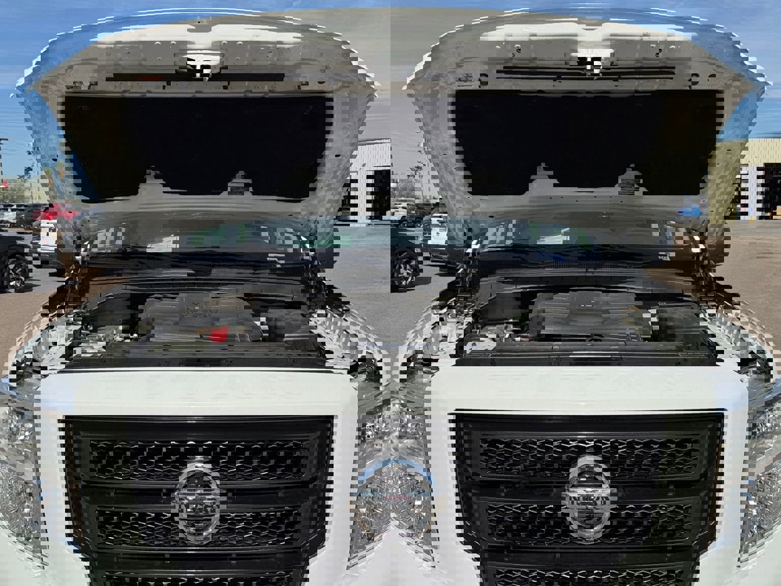 Used 2022 Nissan Titan SV w/ SV Convenience Package image 20