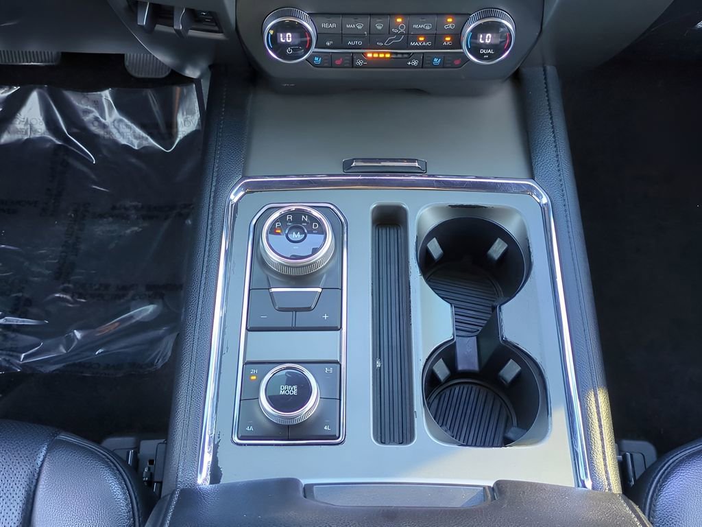 Used 2021 Ford Expedition XLT image 18