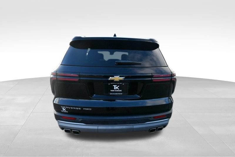 Used 2025 Chevrolet Traverse LT AWD/4WD image 5
