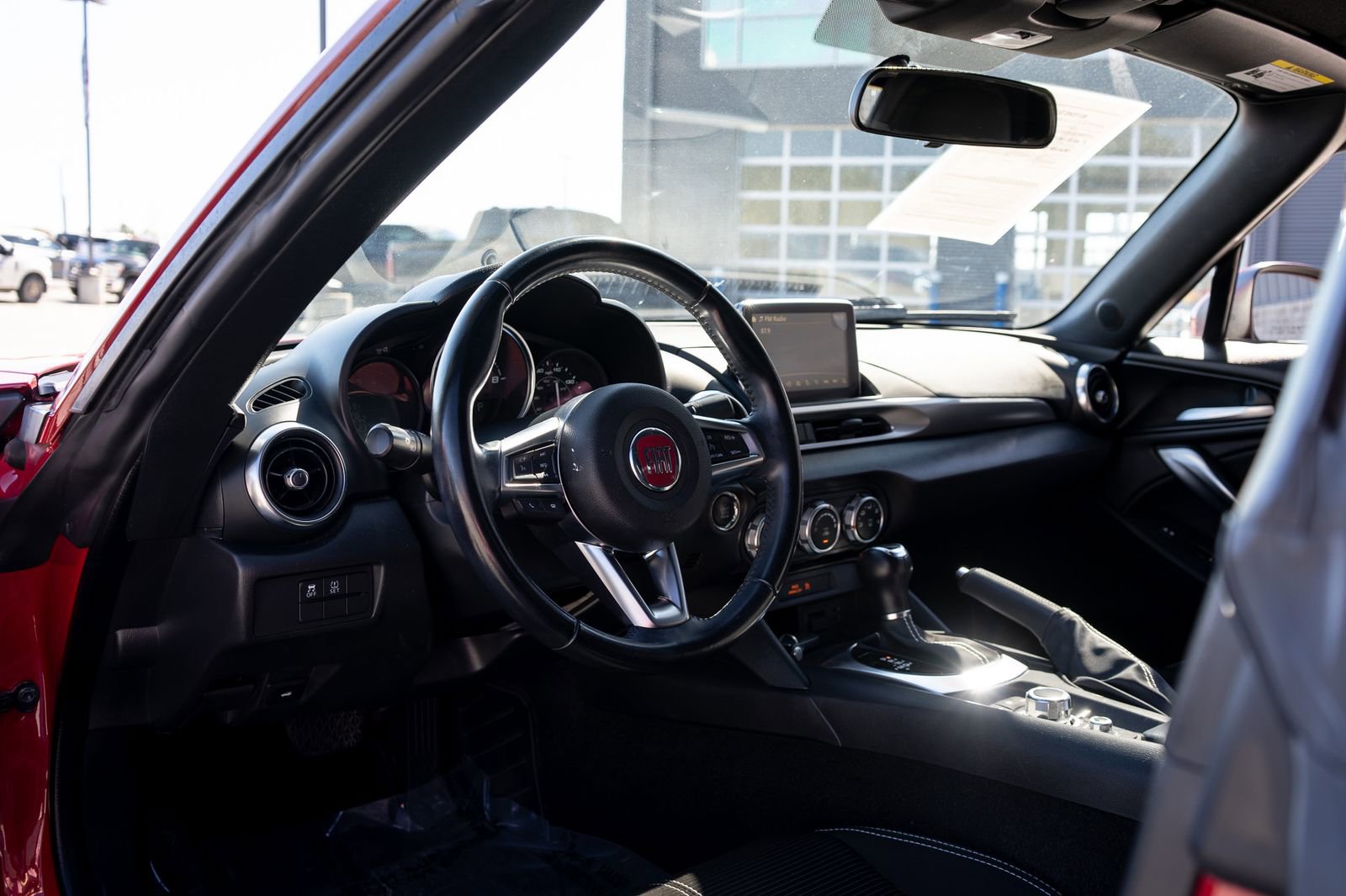 Used 2018 FIAT 124 Spider Classica w/ Technology Group image 12